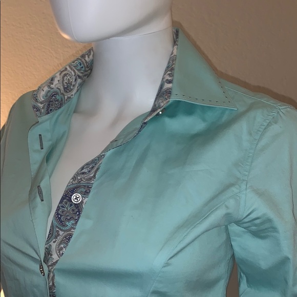 BEAUTIFUL TEAL BUTTON DOWN - Picture 3 of 4